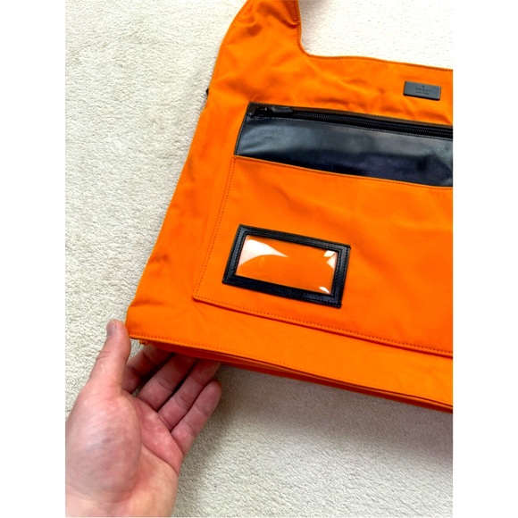 GUCCI/Cloth bag/Good condition/Orange/Unisex - Picture 9 of 16